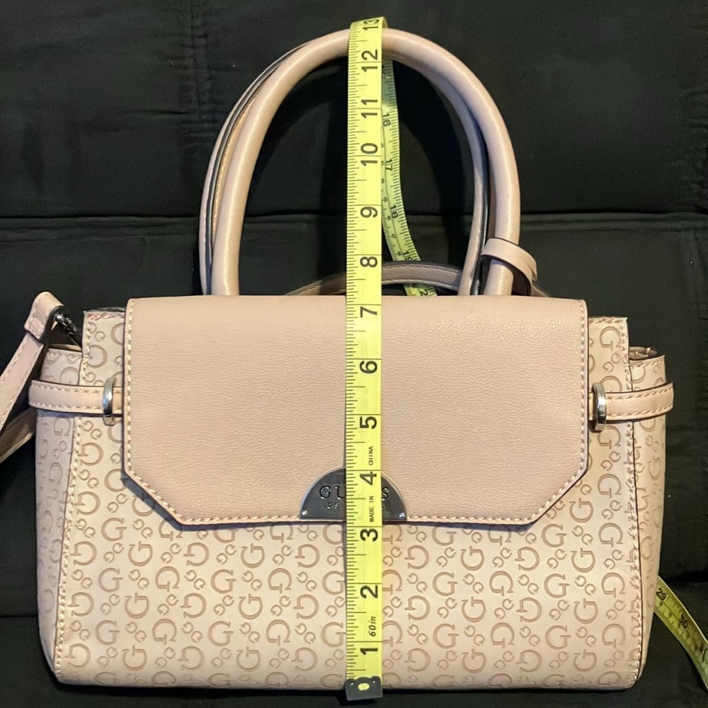 EUC Guess crossbody bag - Picture 14 of 15